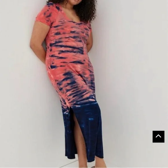 Torrid short sleeve maxi coral ombre side slit - Picture 1 of 6